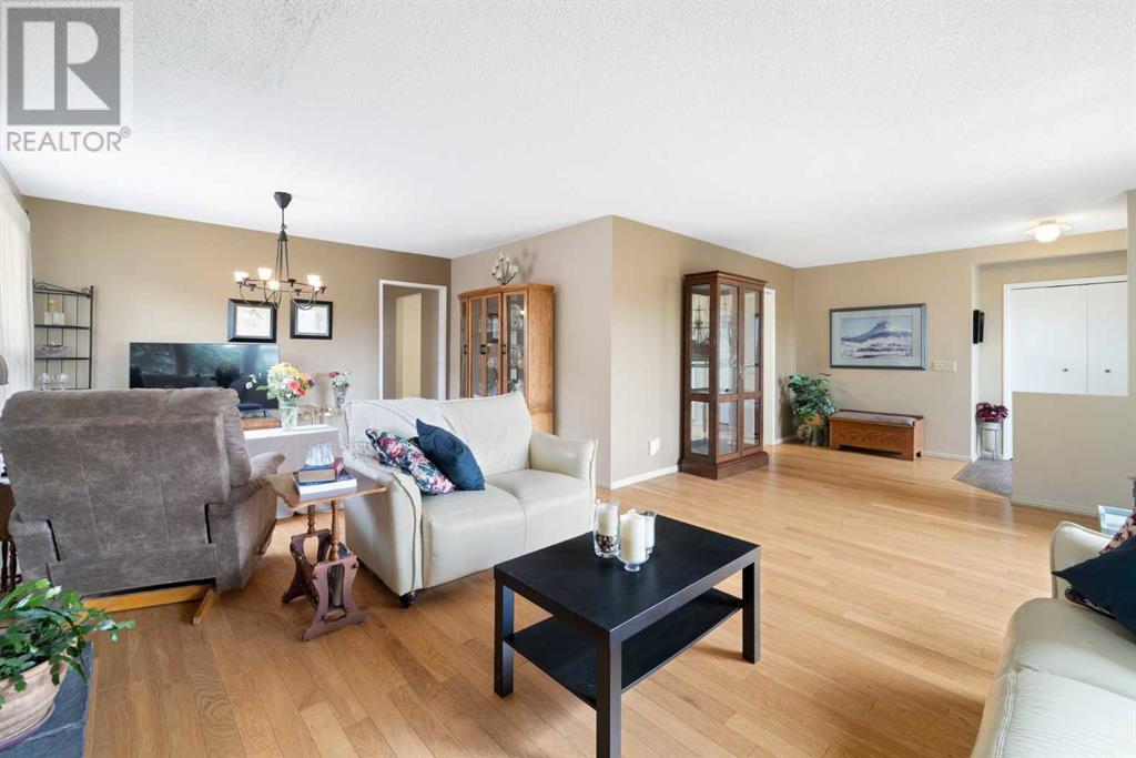 56 Deerview Place SE