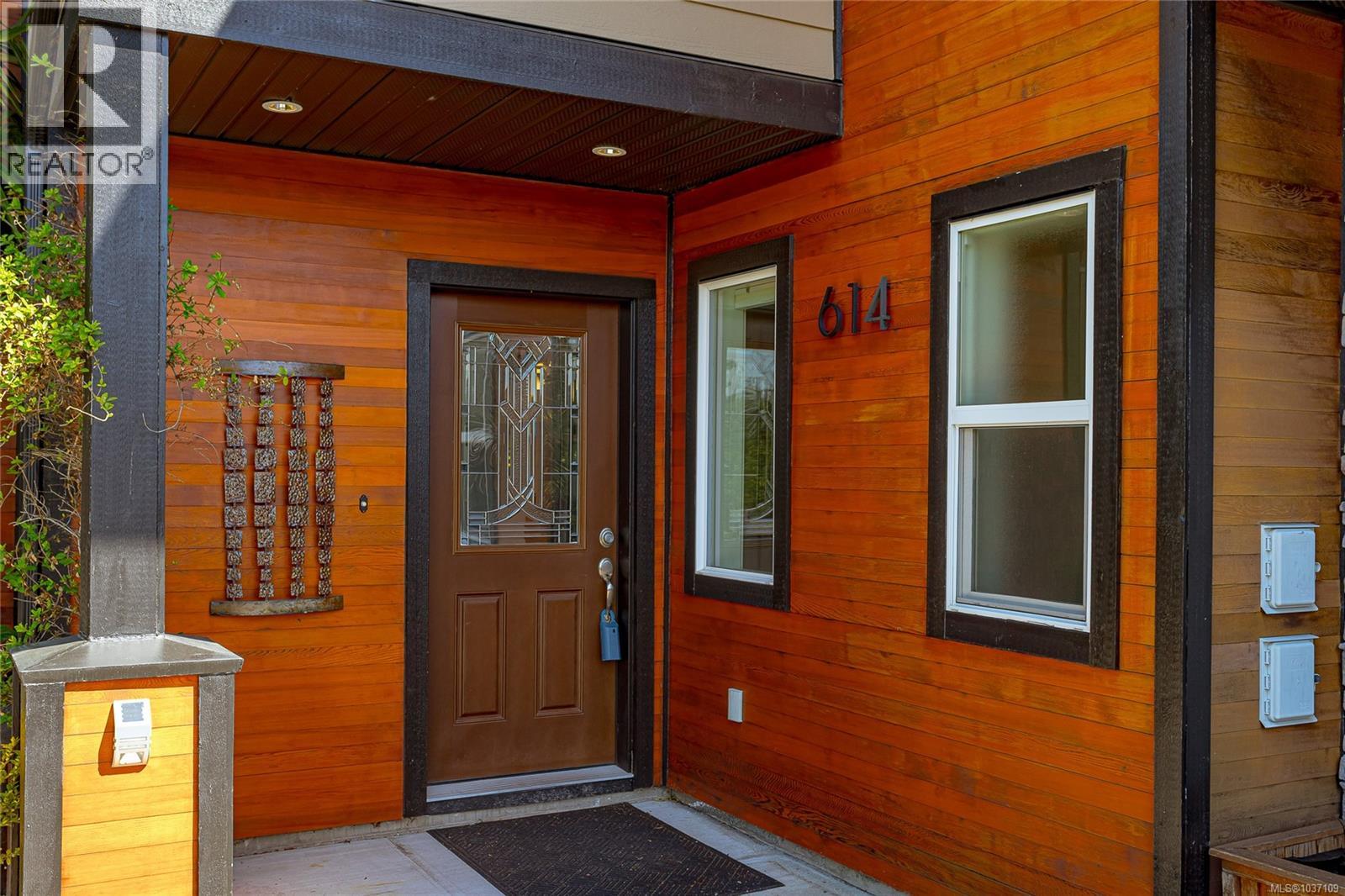 614 Cornerstone Close