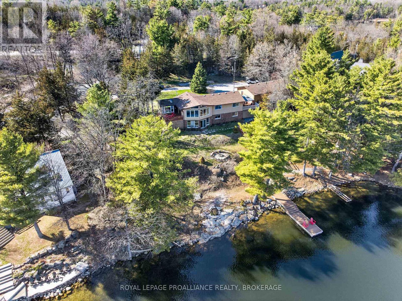 3037 HILLTOP LANE