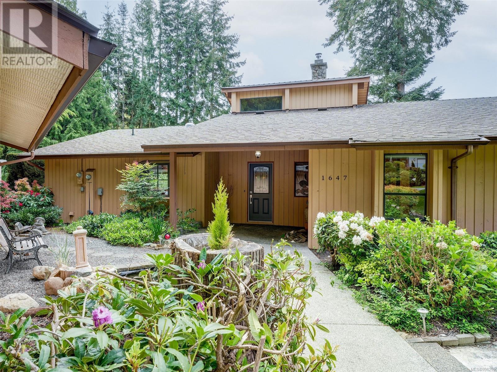 1647 Stuart Park Terr