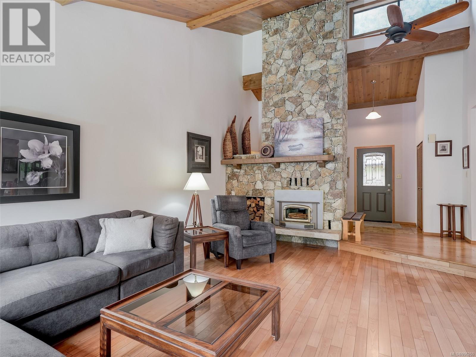 1647 Stuart Park Terr