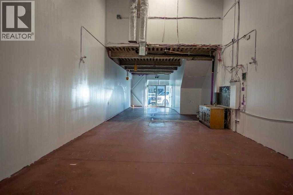 1110, 76 Westwind Crescent NE