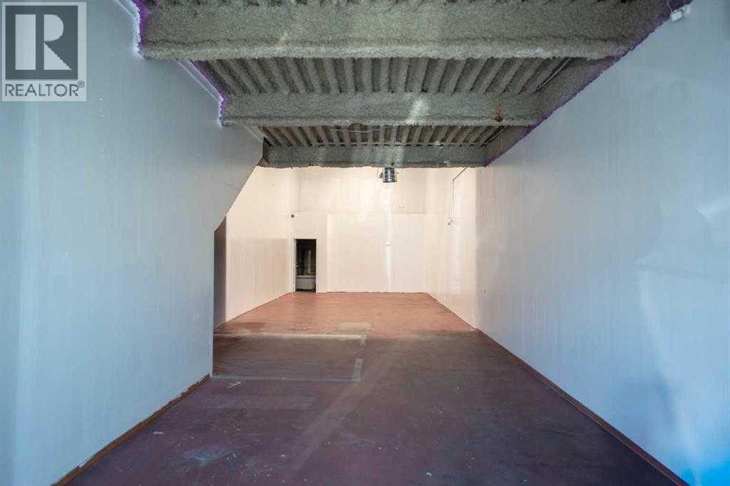 1110, 76 Westwind Crescent NE