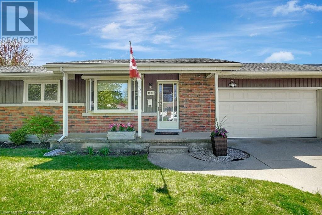 1800 HOLLEY Crescent