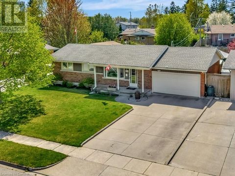 1800 HOLLEY Crescent Cambridge ON N3H2S5