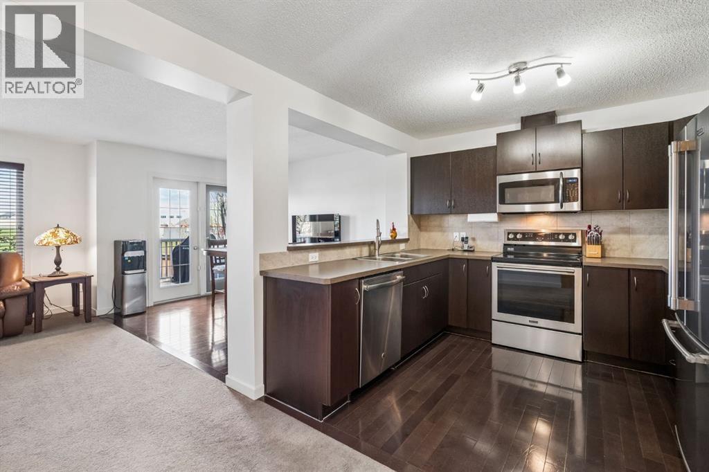 150 River Heights Crescent
