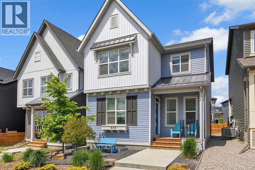 634 148 Avenue NW