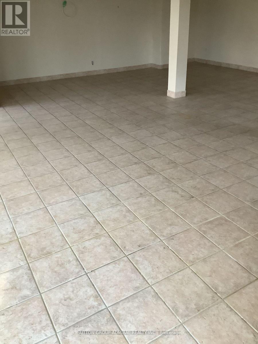 1634 WESTON ROAD W