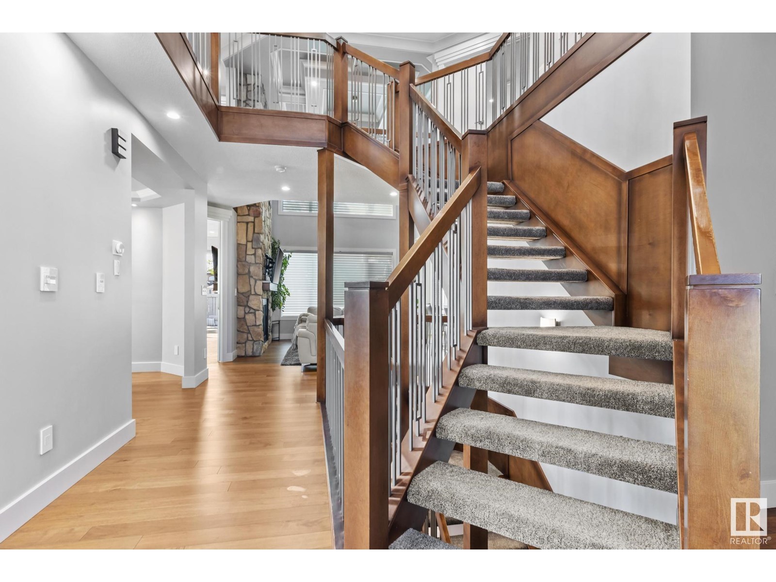 30 Kingsmeade CR