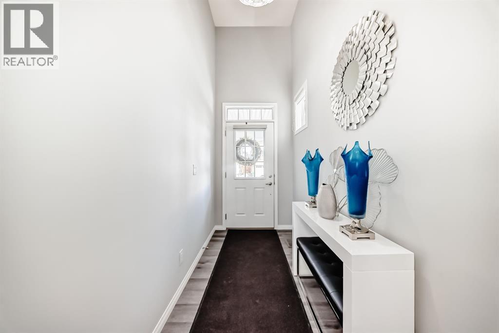 127 Carrington Crescent NW