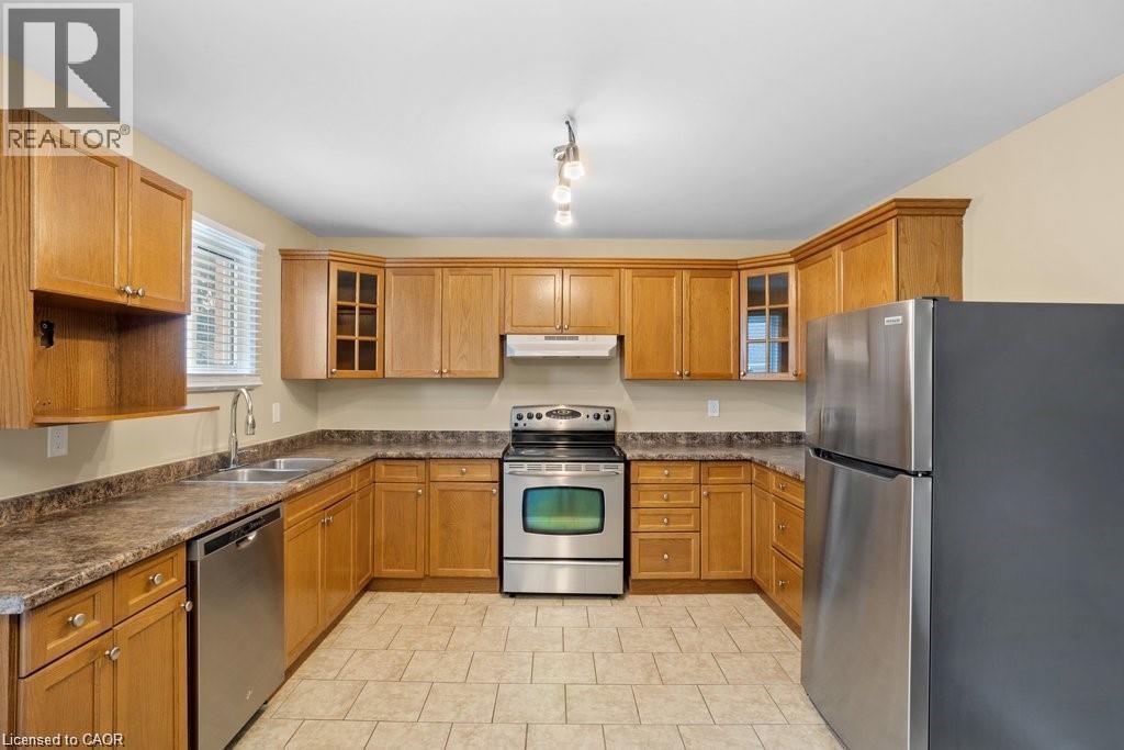462 SPRINGBANK Avenue N Unit# 4