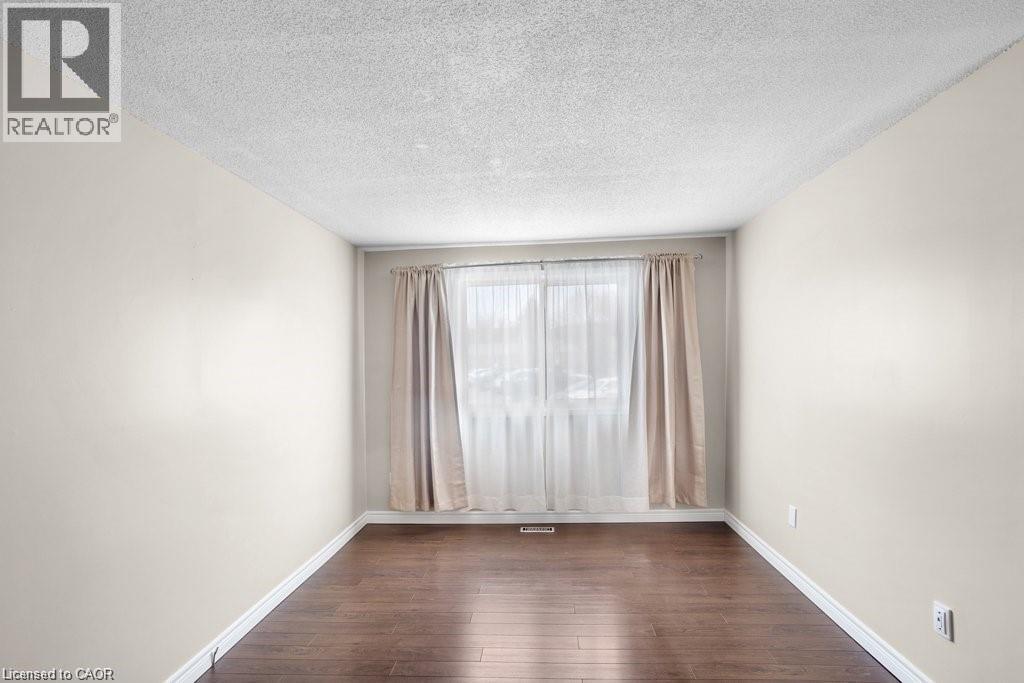 462 SPRINGBANK Avenue N Unit# 4