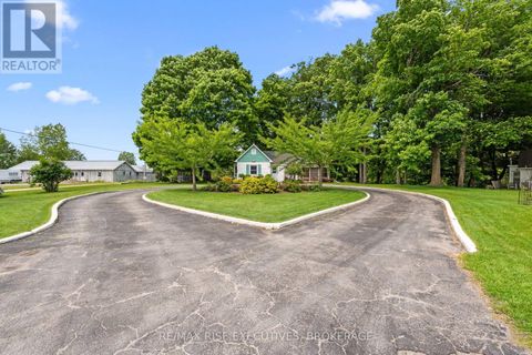 204 R33 N Rideau Lakes ON K0G1V0