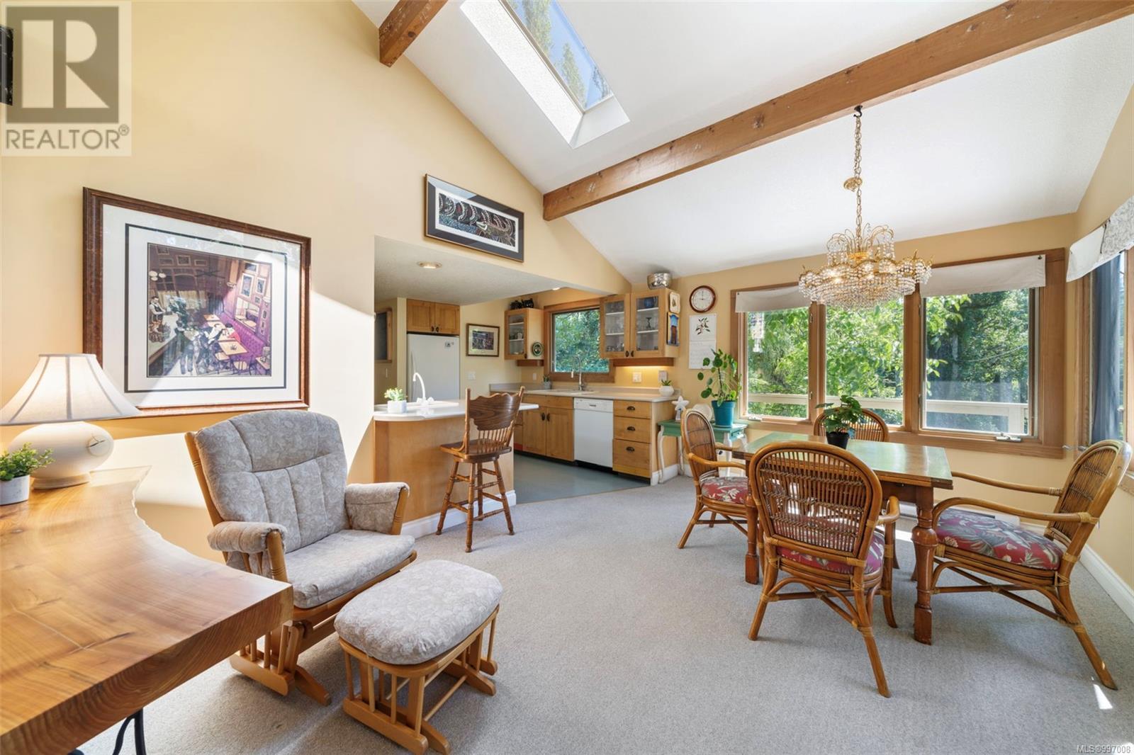 5932 West Saanich Rd