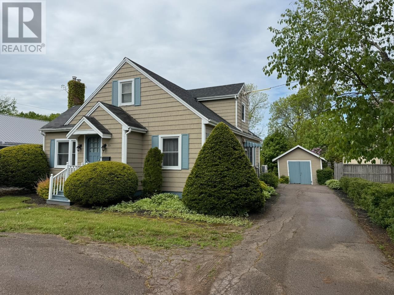Photo 1 of 38 — 75 MOUNT EDWARD Road, Charlottetown, PE C1A5S1