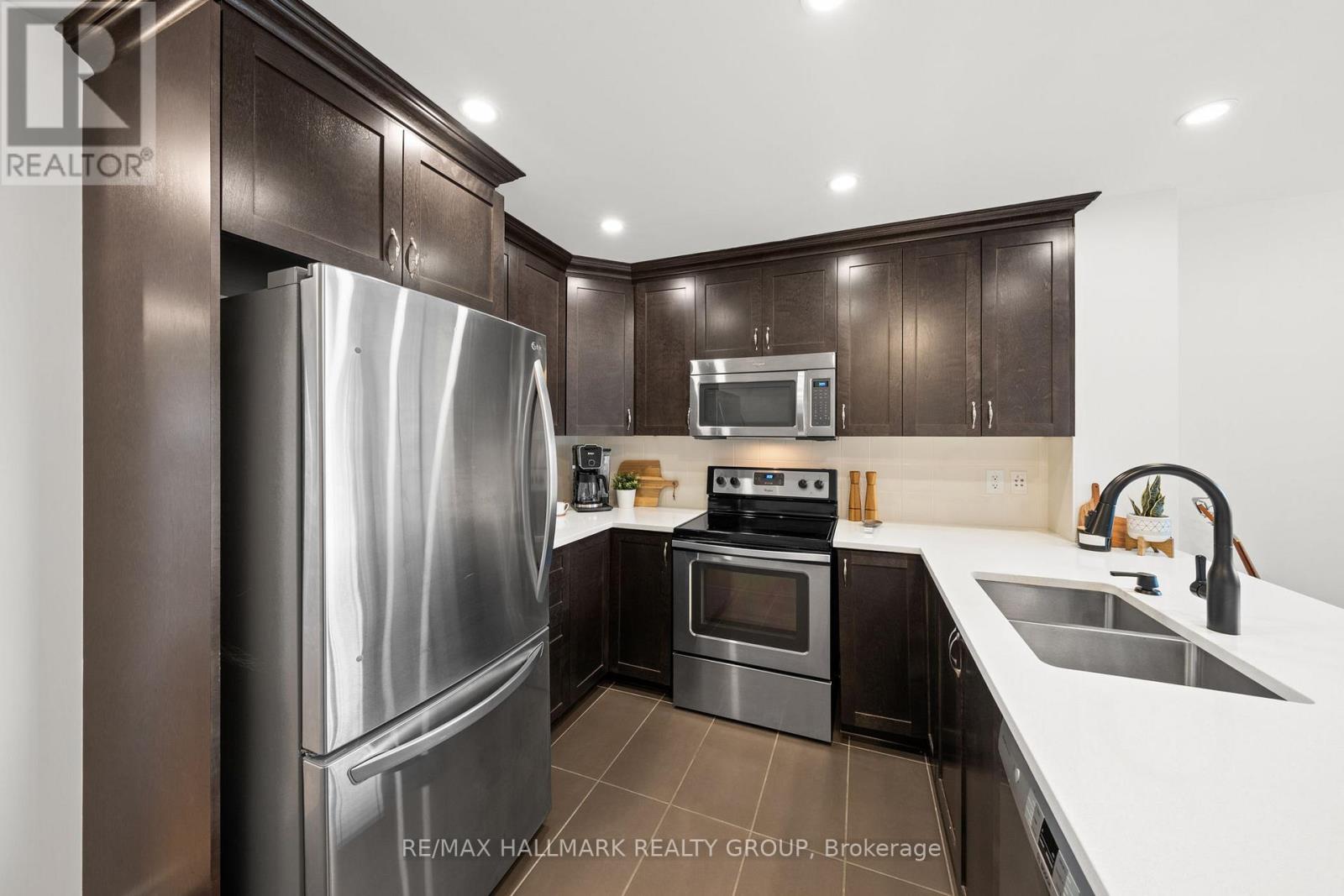 498 LEBOUTILLIER AVENUE