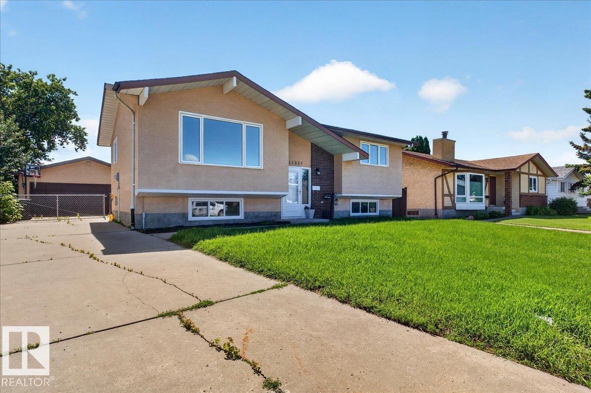 11327 165 AV NW