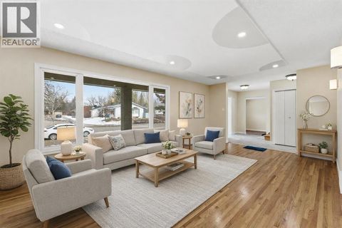 10603 Maplecreek Drive SE Calgary AB T2J1V2