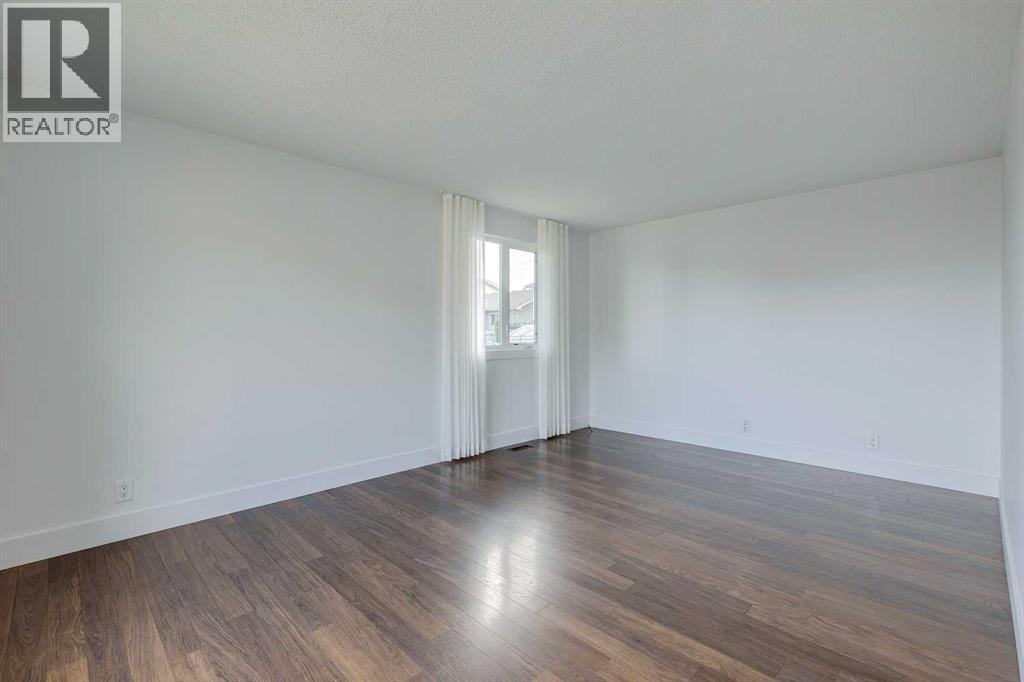 23 Erin Grove Court SE