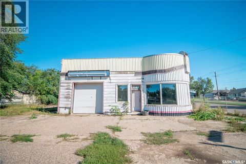 588 8th STREET E Prince Albert SK S6V0W6