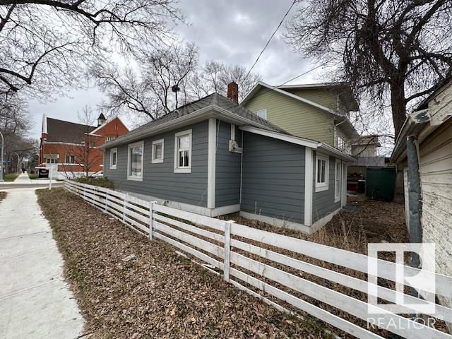 10803 93 ST NW
