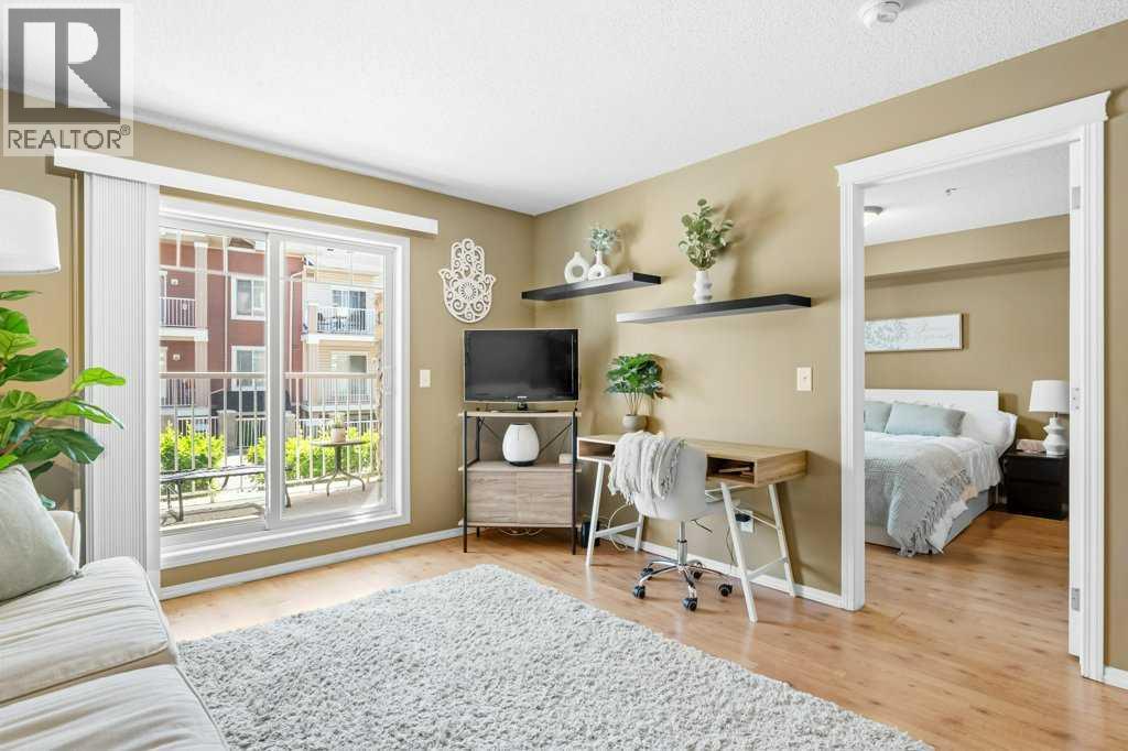 8107, 70 Panamount Drive NW