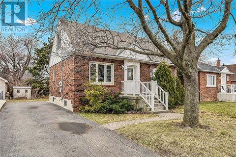 44 WEST 4TH Street Hamilton ON L9C3M4