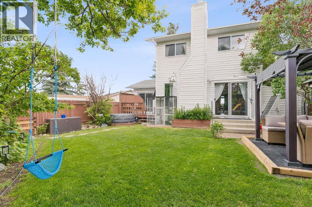 44 Beddington Crescent NE