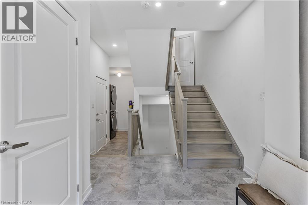 1543 HILSON Heights