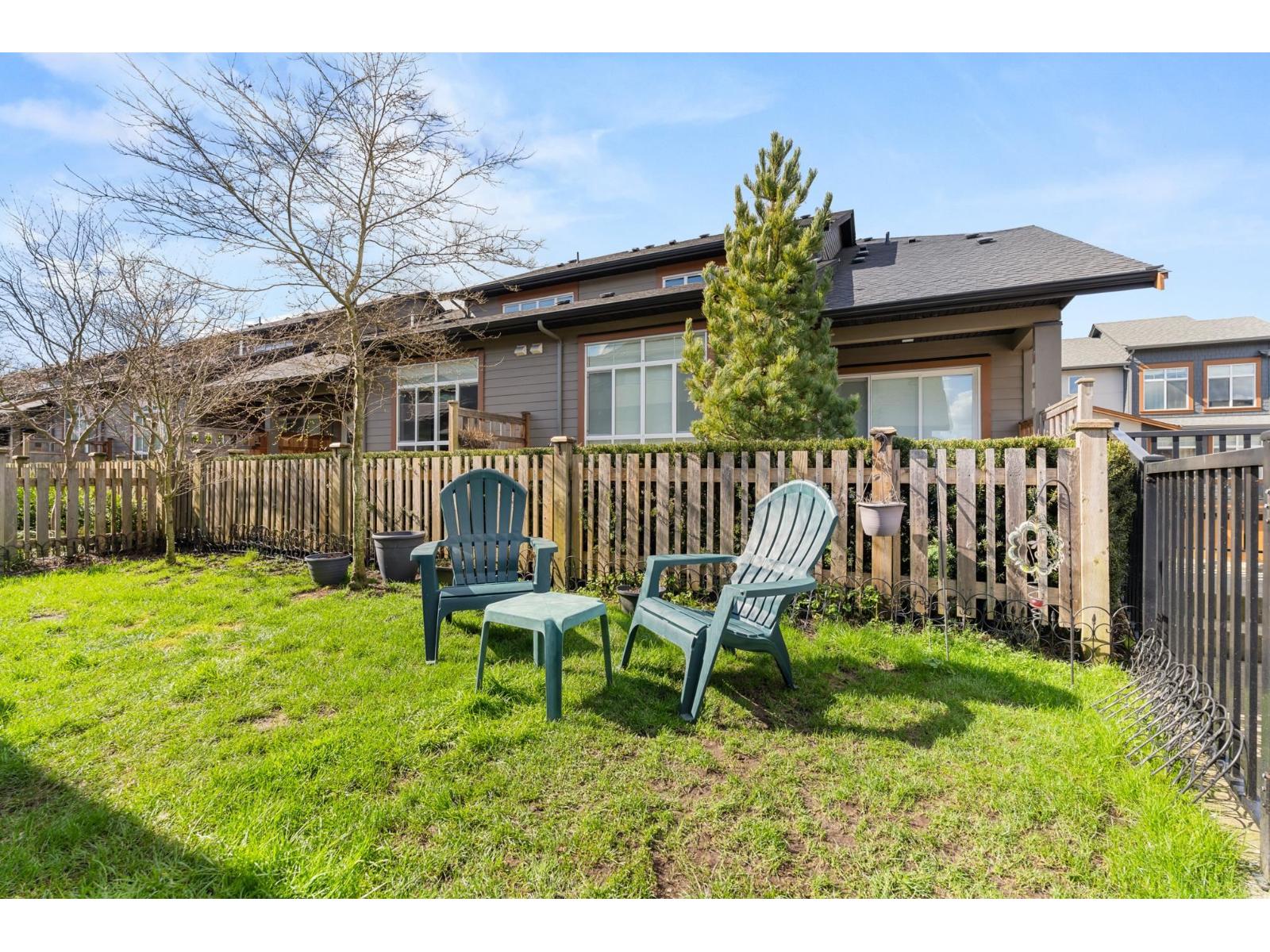 65 17033 FRASER HIGHWAY