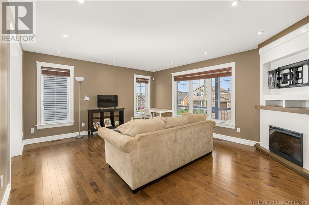 87 Tilmon Crescent