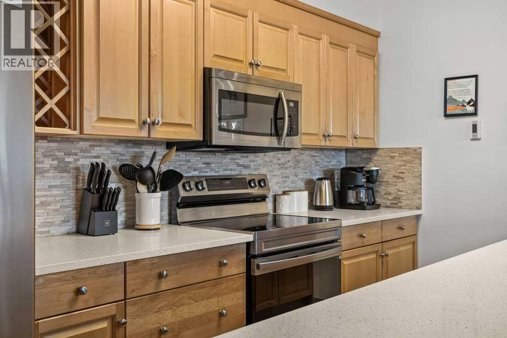 206, 1160 Railway Avenue