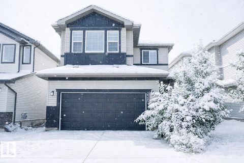 3307 HILTON CR NW Edmonton AB T6M0N5