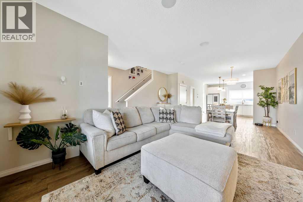 138 Midgrove Greenway SW