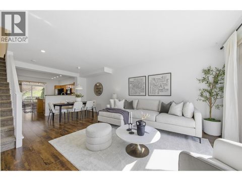 48 2200 PANORAMA DRIVE Port Moody BC V3H5M2