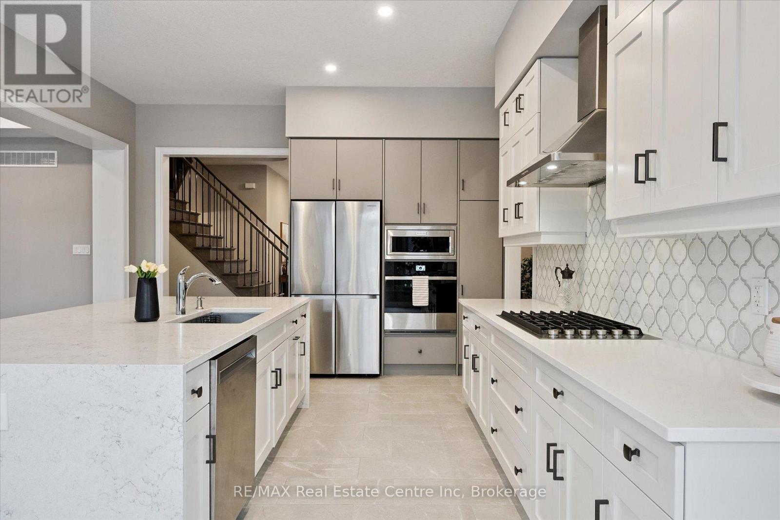 187 AMBROUS CRESCENT