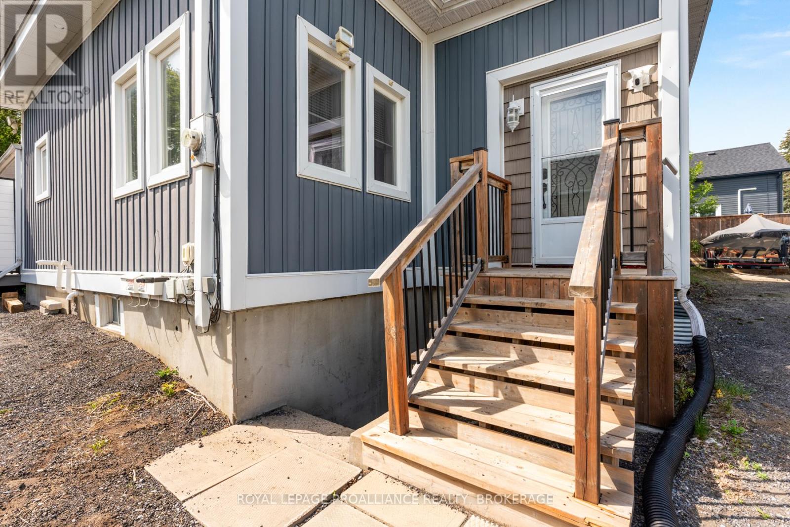 939 SYDENHAM ROAD
