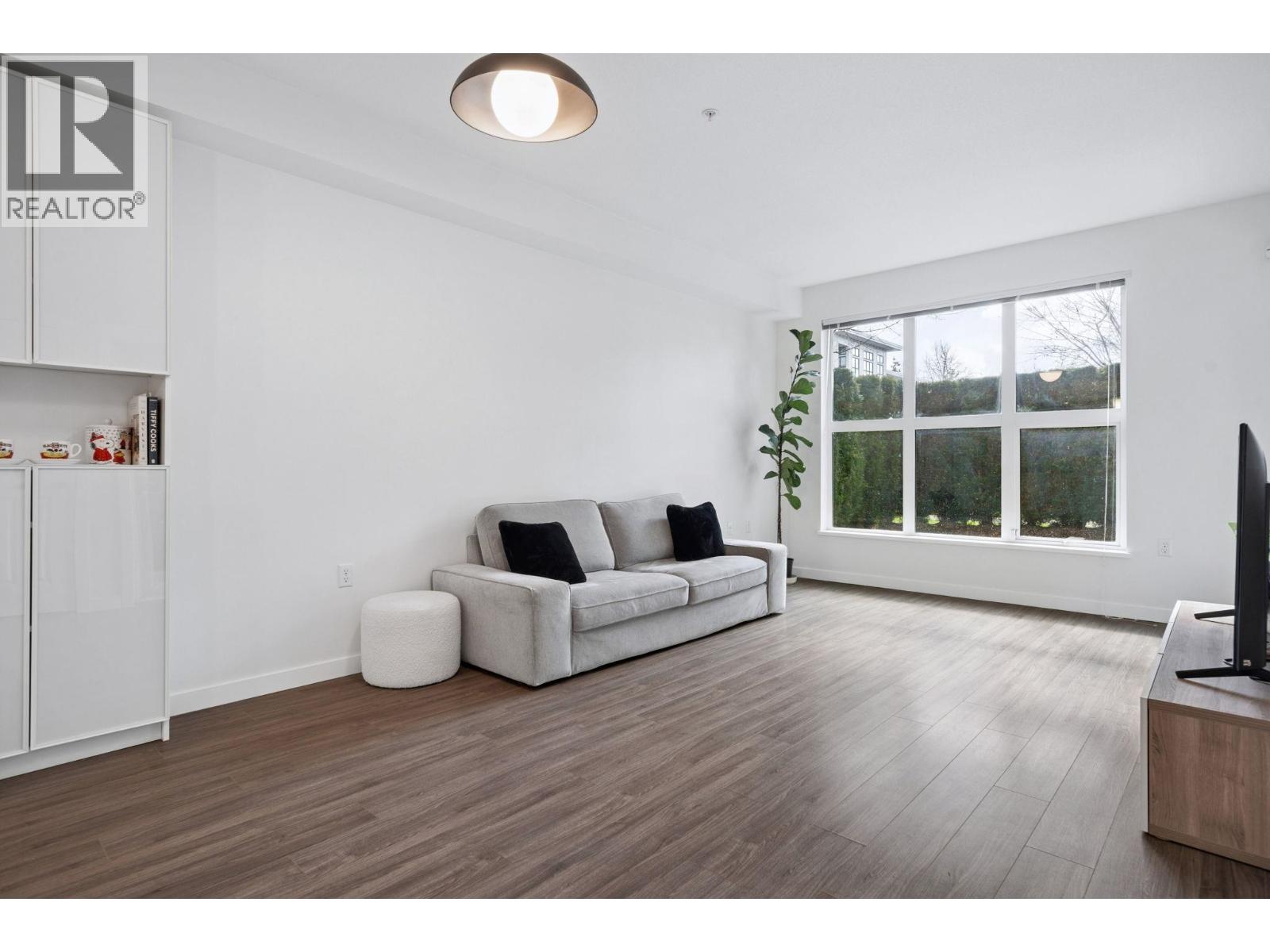 121 9500 TOMICKI AVENUE