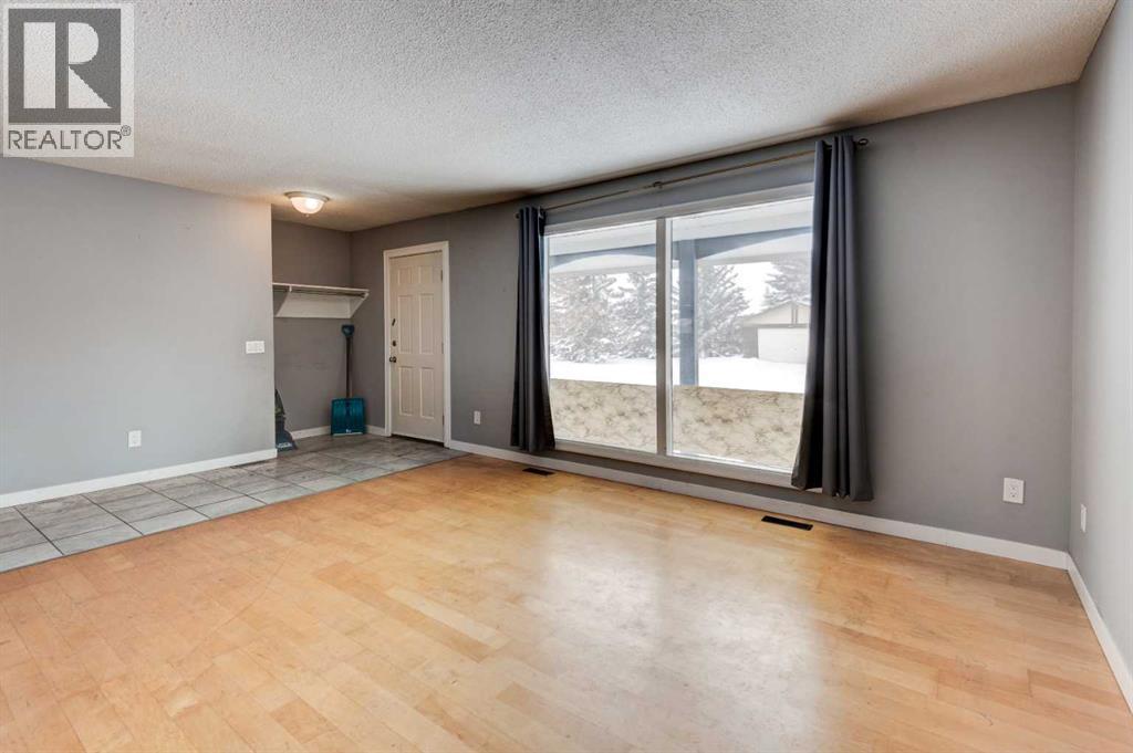 1071 Maitland Drive NE