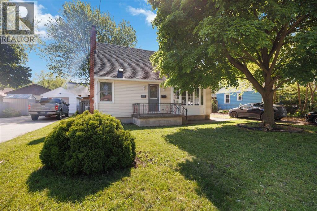 580 INDIAN ROAD North