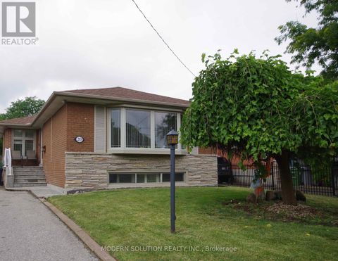 20 GANDER DRIVE Toronto (Woburn) ON M1G2W1