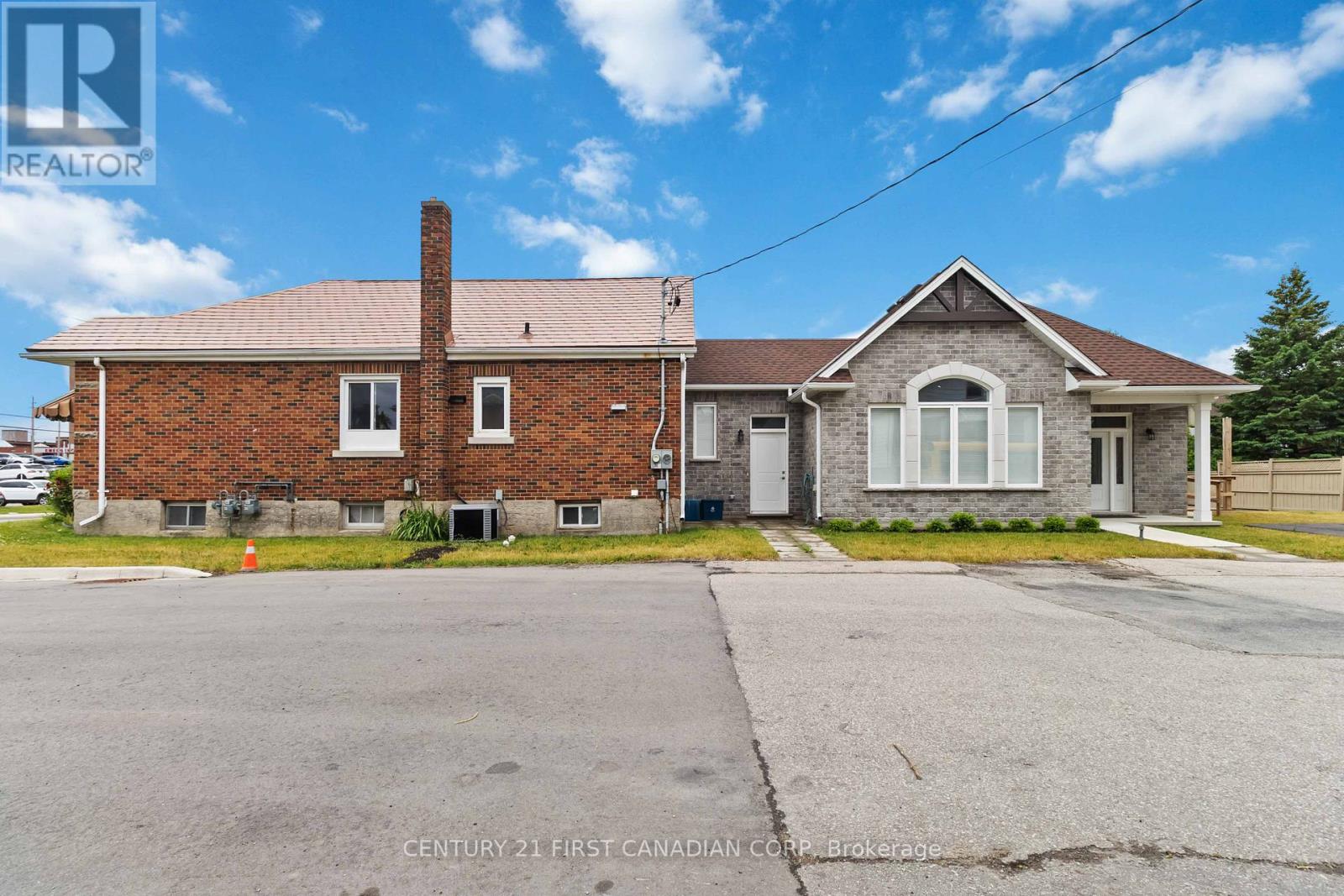 310-A ST PAUL AVENUE