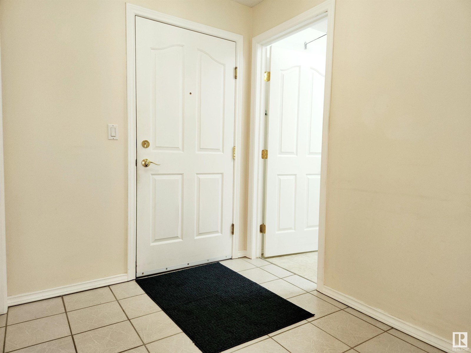 #326 6703 172 ST NW