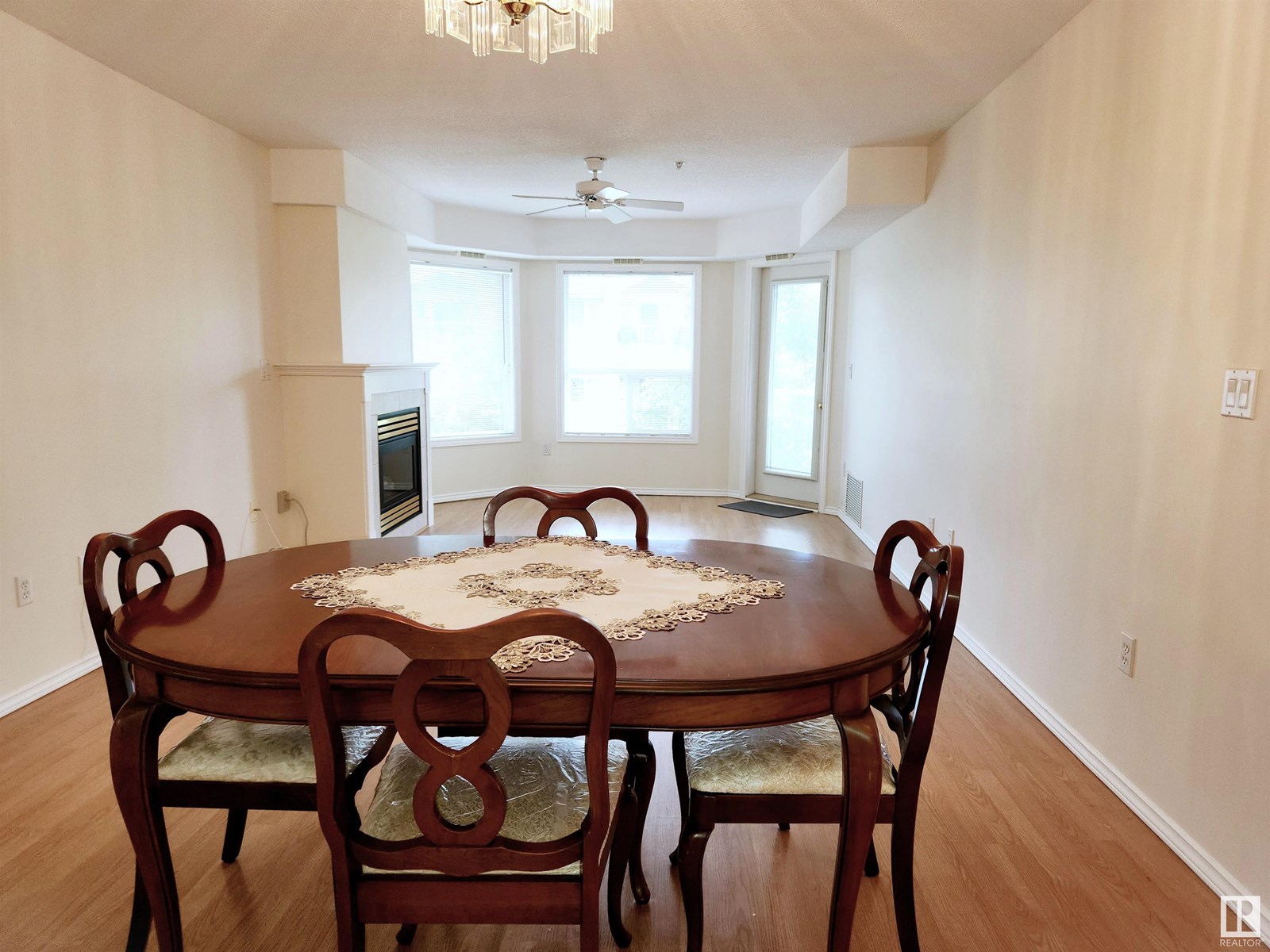 #326 6703 172 ST NW