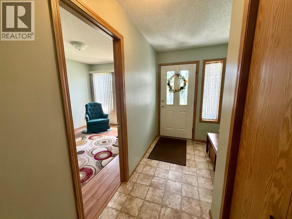 408 Freeman Way NW