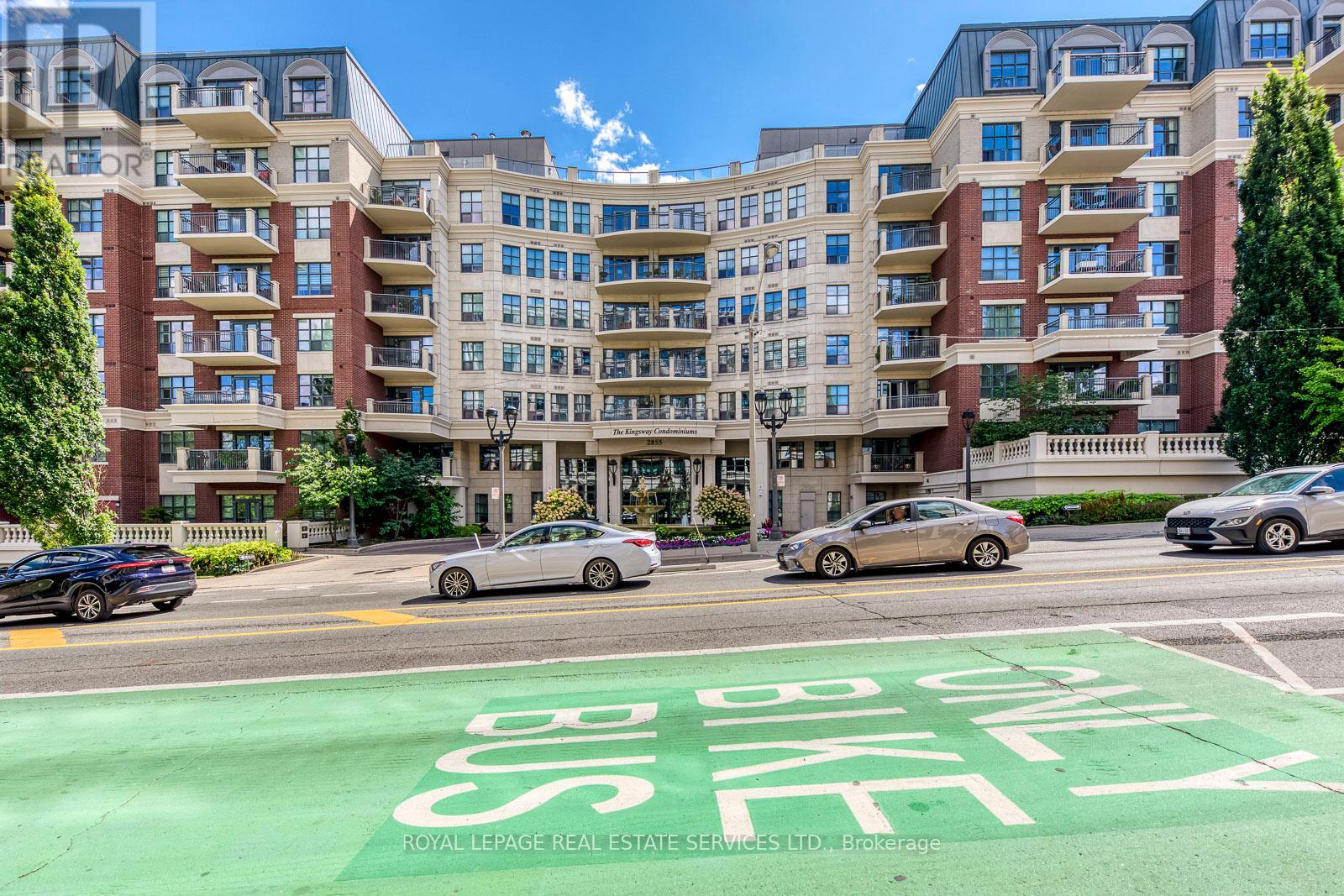 305 - 2855 BLOOR STREET W