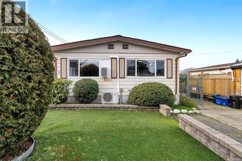 3 158 Cooper Rd View Royal BC V9A7B3