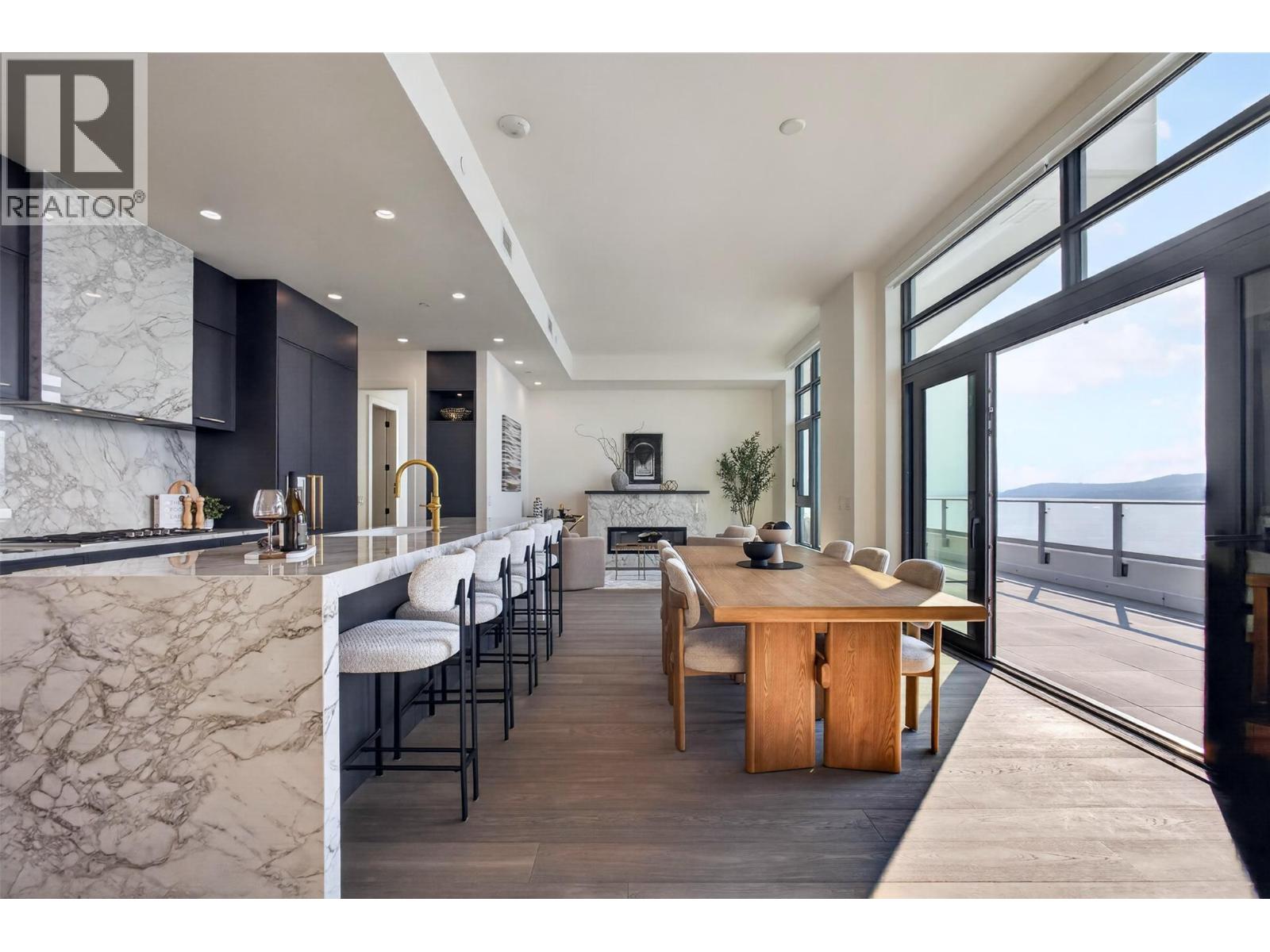 3800 Capozzi Road Unit# PH2