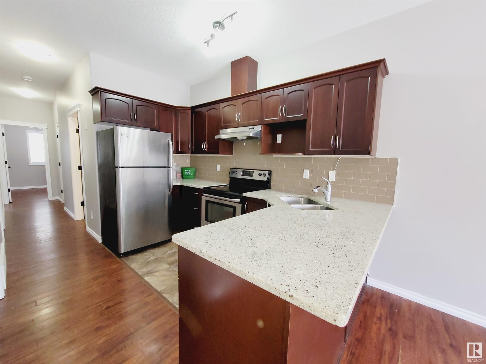 10220 150 ST NW