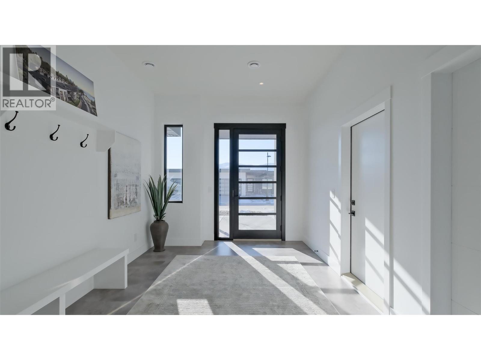 9201 Okanagan Centre Road W Unit# 17